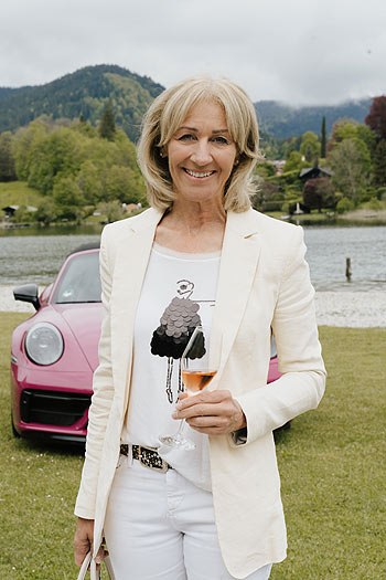 Ex Skirennläuferin Michaela Gerg (re.) beim "Ladies Brunch" an den Tegernsee am 7. Mai 2024 (©Foto: Jennifer Hartmann)